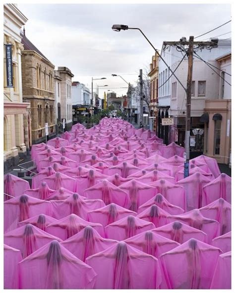 Spencer Tunick Naked Facts Artlyst Interview With Paul Carter Robinson
