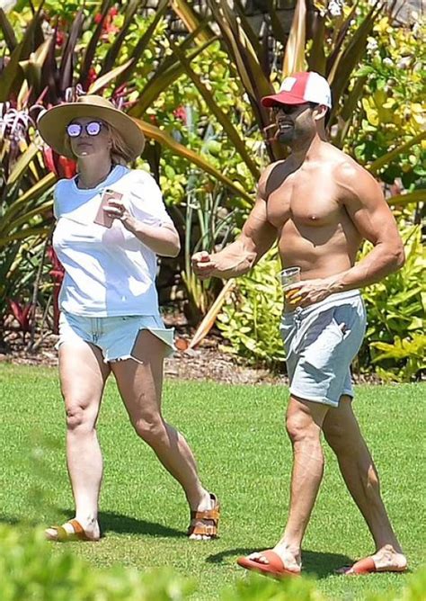 Britney Spears In A Bikini In Hawaii Celebmafia
