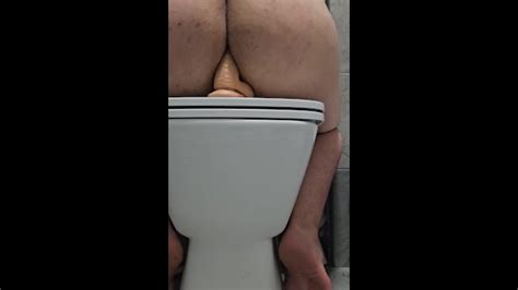 大屁股男孩骑鸡巴和卡明 Pornhub Gay