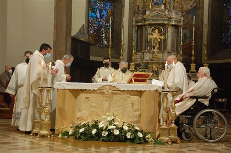 Pasqua 2021 messa in Coena Domini Mons Piemontese Gesù Cristo è