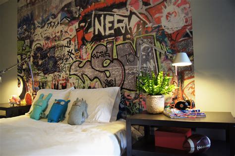 Simple Room Graffiti Design For Small Space | Home decorating Ideas