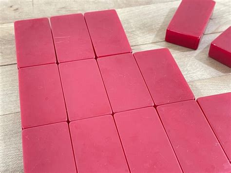 Cardinal Red And White Plastic Dominoes In Creme Plastic Case Complete