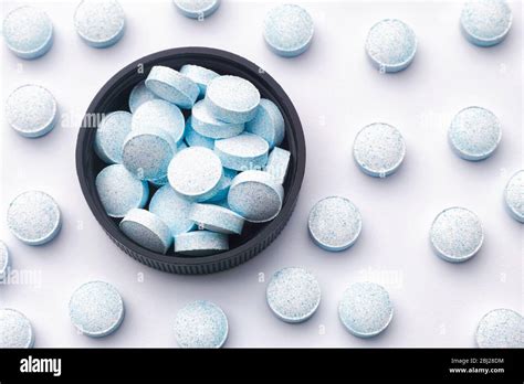 Chelated copper tablets. Close up Stock Photo - Alamy