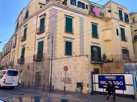 Vendita Appartamento Portici Quadrilocale In Corso Giuseppe Garibaldi