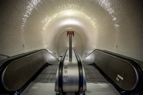 Modernização das escadas rolantes da Baixa Chiado Metropolitano de