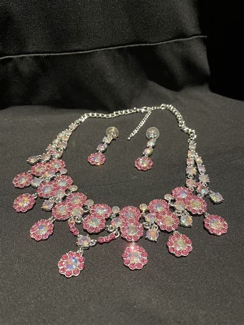 Suzanne Somers Collection Hot Pink Rhinestone Flower Gem