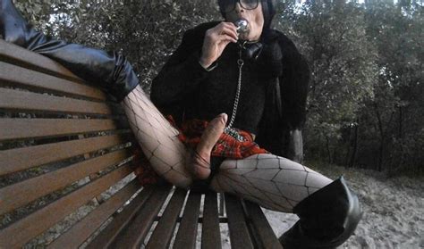 Sissyslut Fucks Her Self In The Park German Shemale Bdsm Porn Xhamster