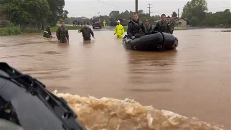 Número de Mortos Sobe para 10 em Temporais no Rio Grande do Sul