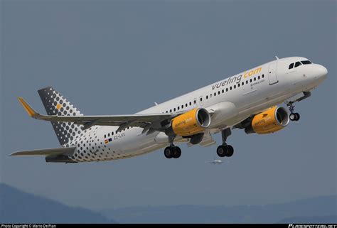 Ec Lvx Vueling Airbus A Wl Photo By Mario De Pian Id