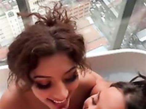 Jasminx Lesbian OnlyFans