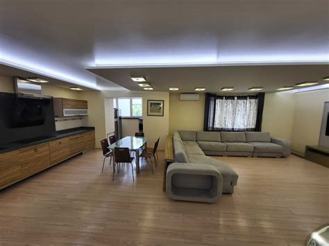 3-к. квартира з дизайнерським ремонтом за вул. Вузівська, 170 м2 ...