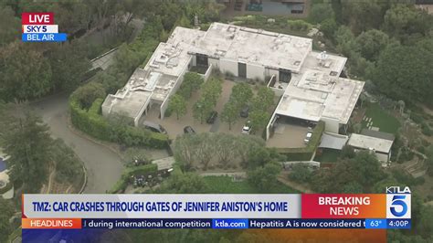 Man crashes into Jennifer Aniston’s gate while she’s home – KTLA