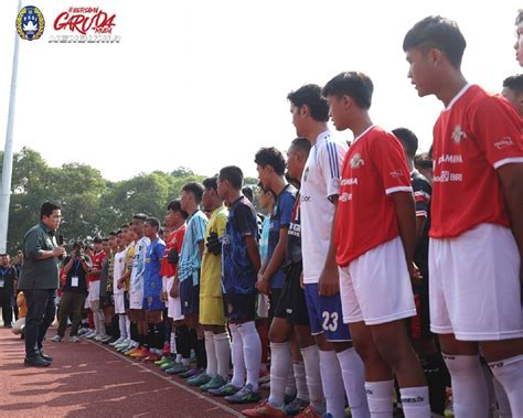 Pemain Ikuti Seleksi Timnas U Indonesia Di Stadion Sriwedari