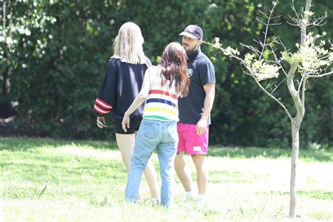 Mia Goth Goth Mia Nude OnlyFans Leaks The Fappening Photo FappeningBook