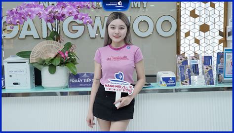 Cô nàng Hồ Thị Quỳnh Như hóa hot girl Hàn Quốc sau khi nâng mũi cấu trúc