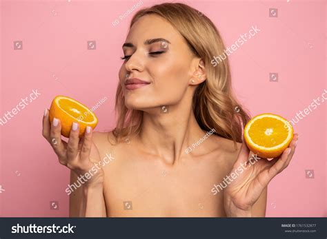 Attractive Comic Positive Nude Girl Beaming Stock Photo 1761532877 Shutterstock