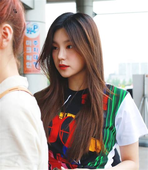 10 Times Itzys Yeji Was A Fashion Queen In Her Casual Outfits Koreaboo