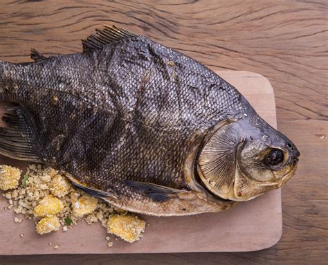 Pacu Assado Farofa De Banana Prazeres Da Mesa