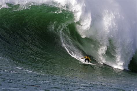 Mavericks Wave - Mavericks California Wikipedia : A history of ...