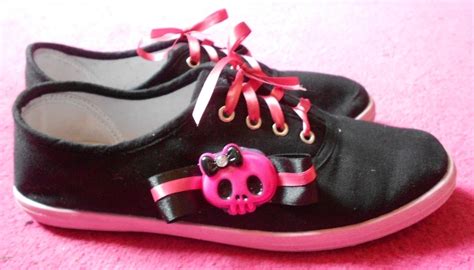 Girly Skull Pink Bow Ribbon Shoes D · How To Embellish A Pair Of Bow Shoes · Decorating And