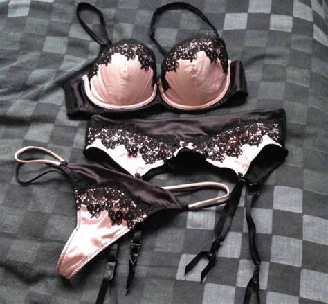 Does A Women Wearing A Bra And Knicker Set Indicate That She Plans On Having Sex Nooooo