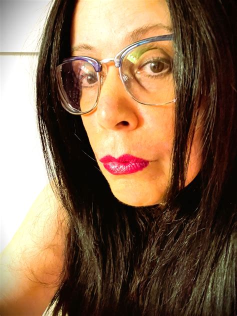 Customers praise the accuracy of the new R and L tracking interface 8