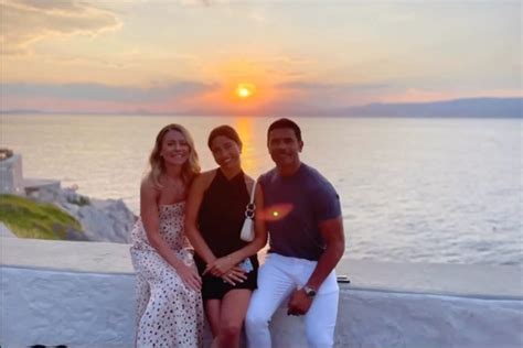 Kelly Ripa And Mark Consuelos Accidentally End Up On Nude Beach