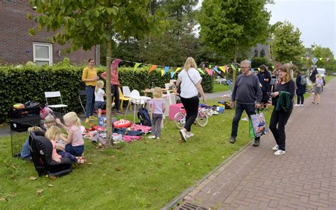 Beilen verandert in één grote rommelmarkt Rommelroute Beilen staat