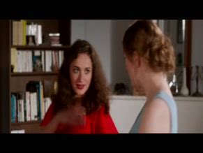 TA ROBE CINTREE NUDE SCENES AZNude