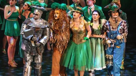 The Wizard of Oz - The Musical | Stage Whispers