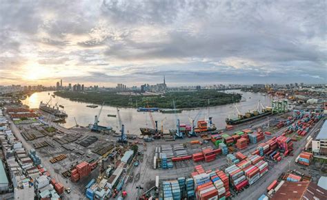 Overview Saigon Port