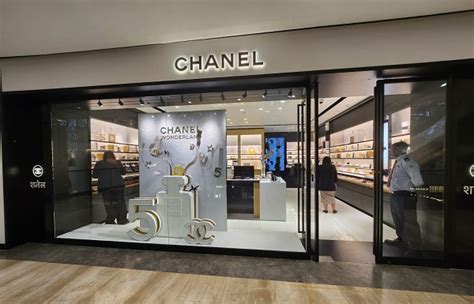 Chanel, Dior to enter Noida - India Retailing