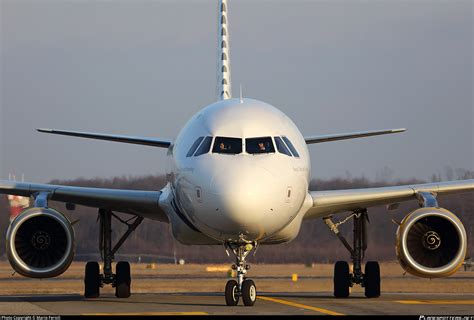 EC MEQ Vueling Airbus A320 232 WL Photo By Mario Ferioli ID 820018