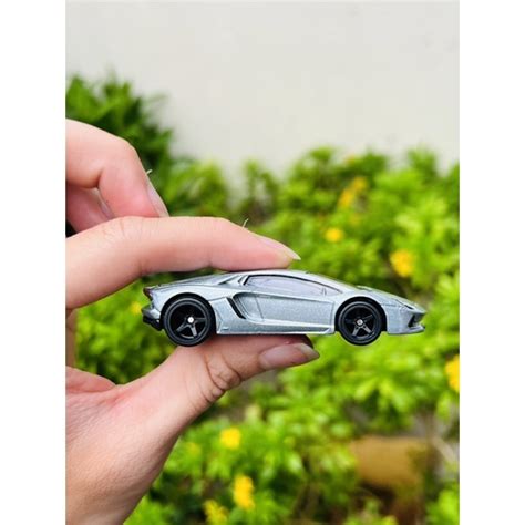 Hobby Store Xe M H Nh Hot Wheels Premium Lamborghini Aventador H Ng X Pack Shopee Vi T Nam