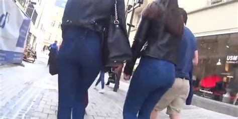 First Ass Ever To Jiggle In Jeans Tnaflix