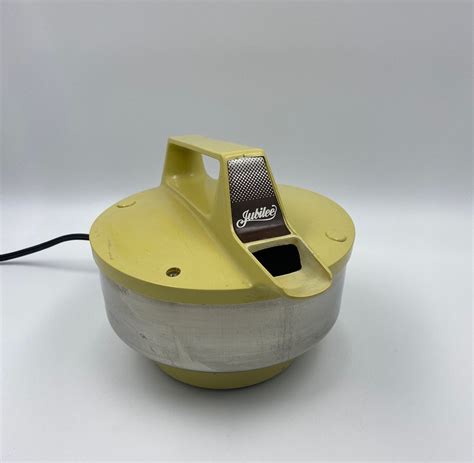 Electric Kettle Vintage Tea Kettle Hot Water Kettle Electric Kettle Chrome With Light Yellow
