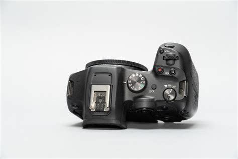 Used Canon EOS R7 Body w/Original Box | Canon | GearFocus