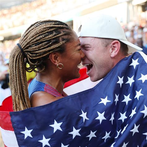 Tara Davis Woodhall Kisses Hunter Woodhall After Winning First World