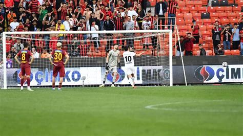 Spor Toto Süper Lig in 34 haftasında deplasmanda Gaziantep FK ile 1 1