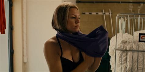 Nude Video Celebs Purdey Lombet Sexy Il Pleut Dans La Maison