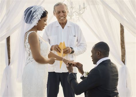 Belize Caye Caulker Wedding At Koko King Caye Caulker Photos Lmp