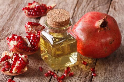 Лучшие масла в антивозрастном уходе за кожей | MedAboutMe