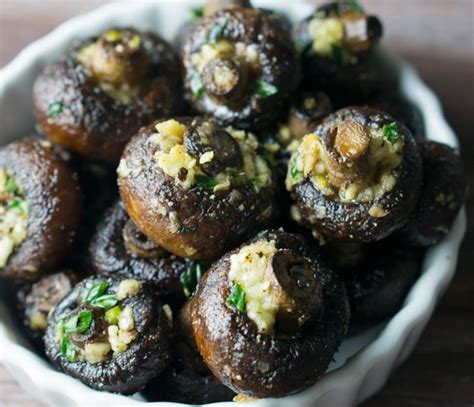 Garlicky Oven Roasted Mushrooms