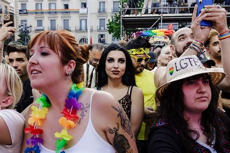 Desfile Orgullo Madrid 2023 horario recorrido y transporte público Cómo