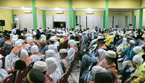 Goriau Bupati Bersama Wabup Rohil Sambut Kepulangan Jemaah Haji Rokan