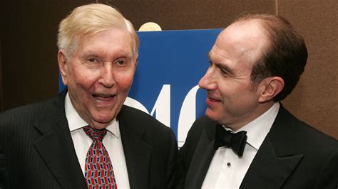 Sumner Redstone has power to remove Viacom CEO from his trust