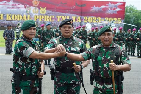 Panglima Tni Pimpin Upacara Alih Kodal Pprc Tni Dari Divif Ke Divif