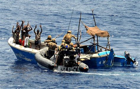 6 Cosas sobre los Piratas Somalíes Que te dejarán Alucinado