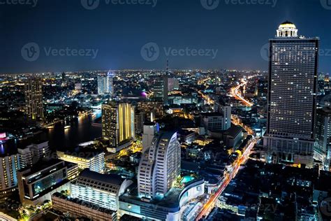 Bangkok skyline 705162 Stock Photo at Vecteezy