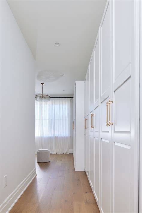 Strathy - New Age Design